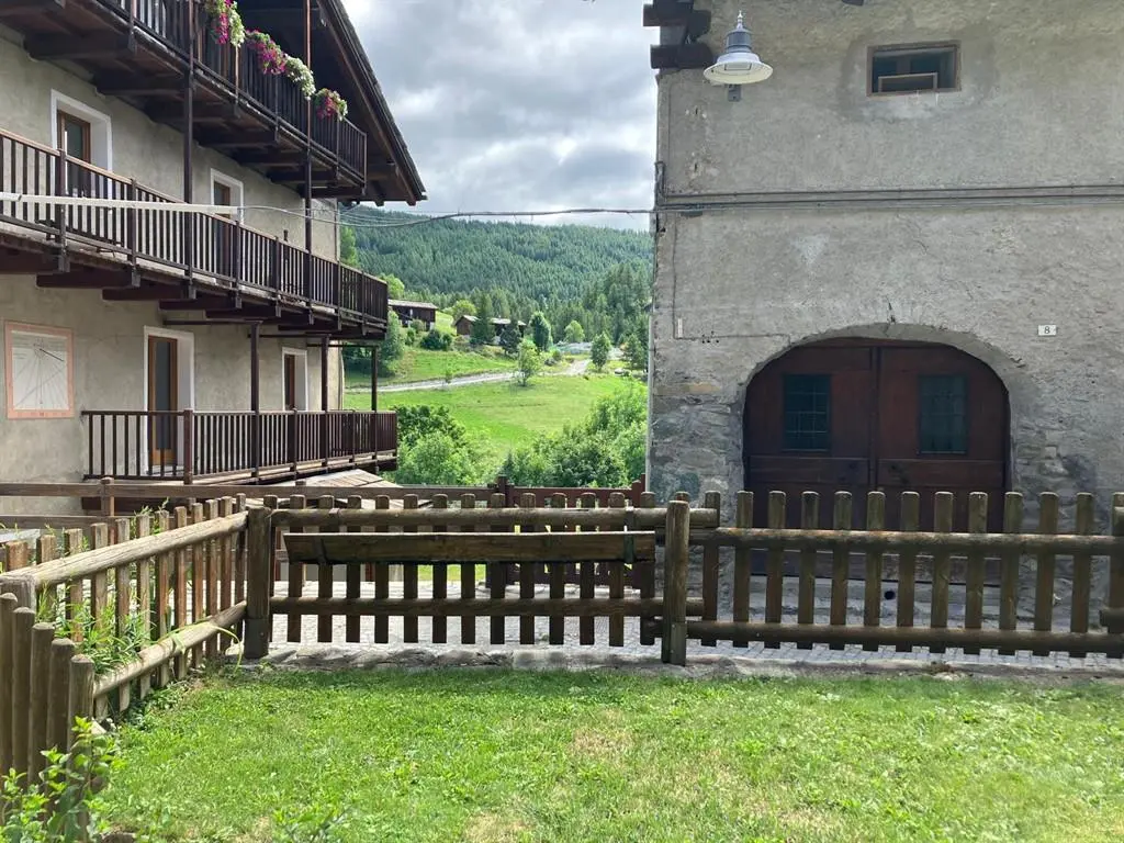 Immagine per Appartamento in affitto a Cesana Torinese
