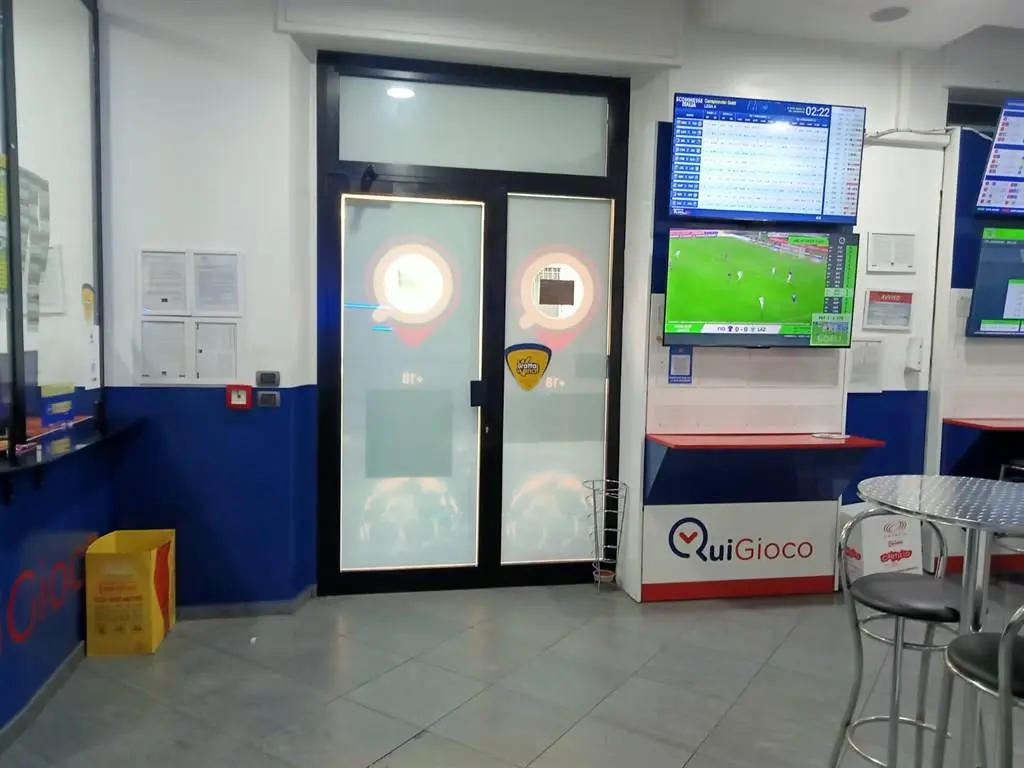 Immagine per Negozio in vendita a Torino VIA TALLONE 10