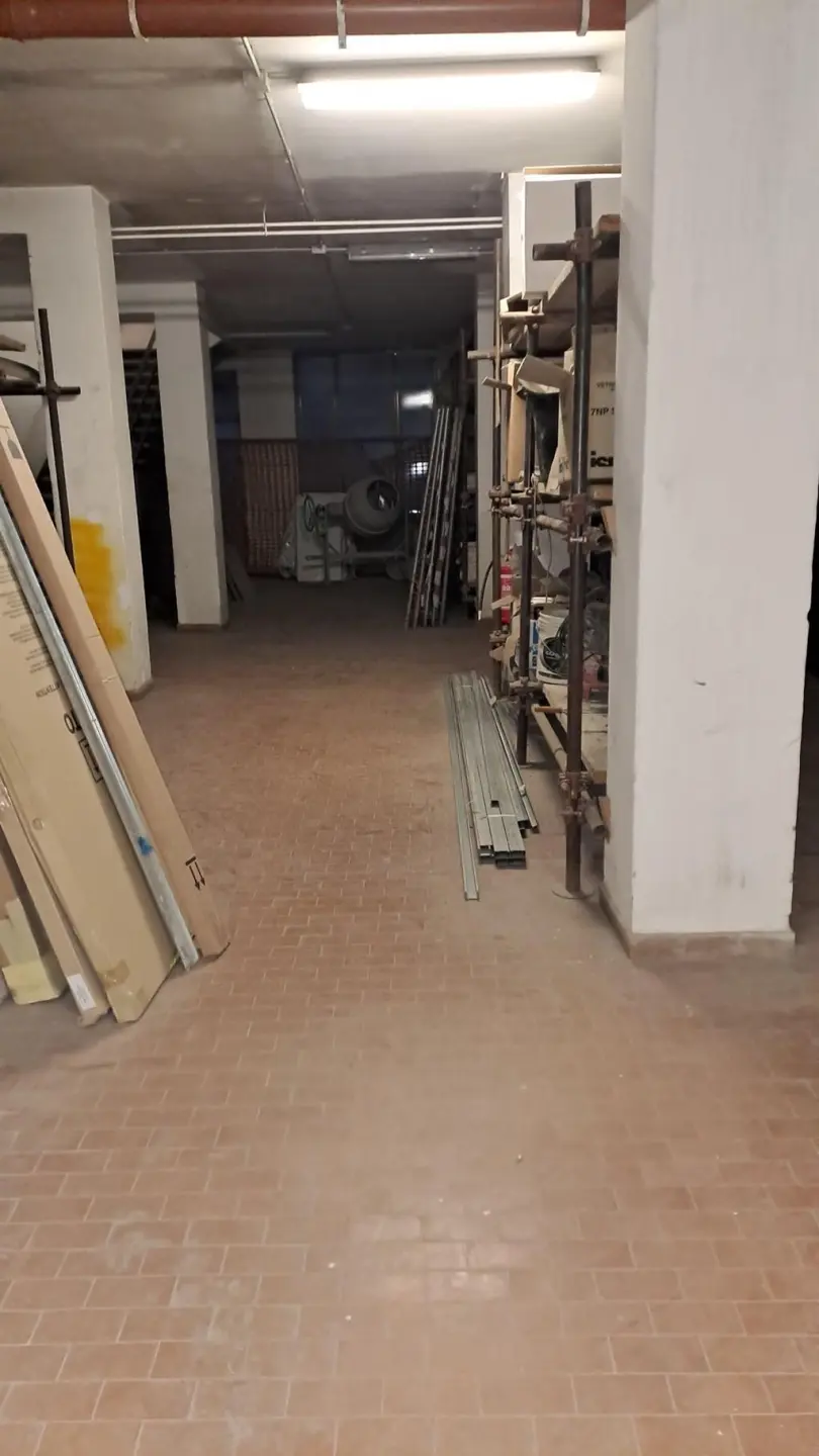 Immagine per Magazzino in vendita a Torino Ribet 9/c