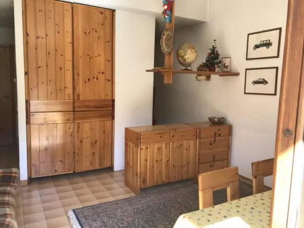 Appartamento via Iv Novembre, Cesana Torinese
