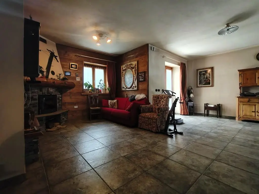 Immagine per Villa in vendita a Oulx via Vercellino