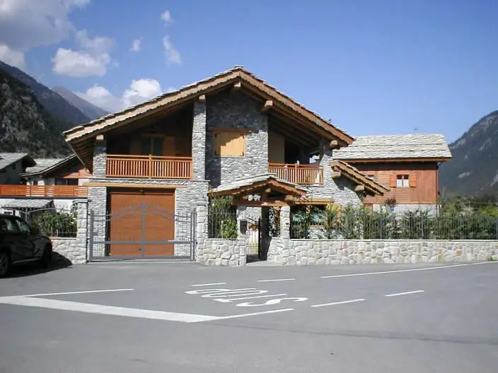 Immagine per Villa in vendita a Oulx via Vercellino