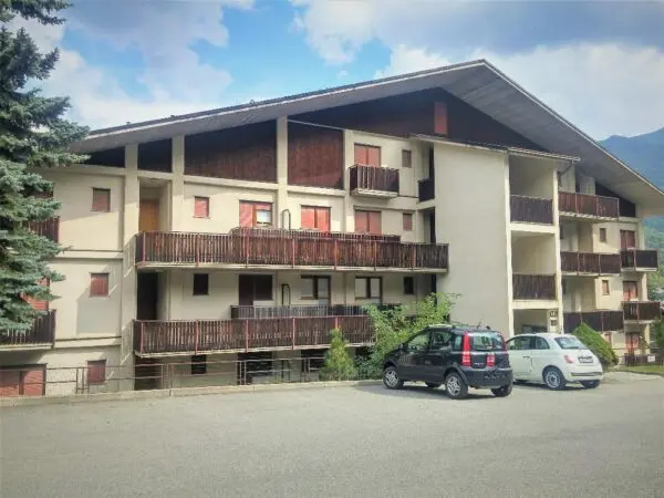 Appartamento via Cotolivier, Oulx