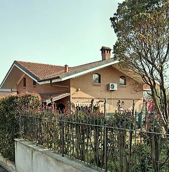 Villa via Torino, Givoletto