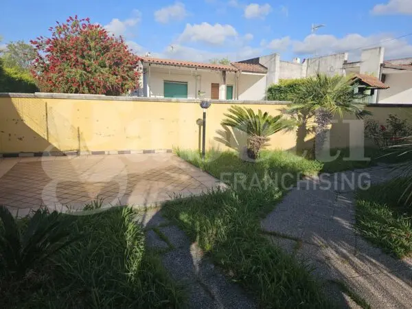 Villa Bifamiliare via Menestalla 1, Scalea