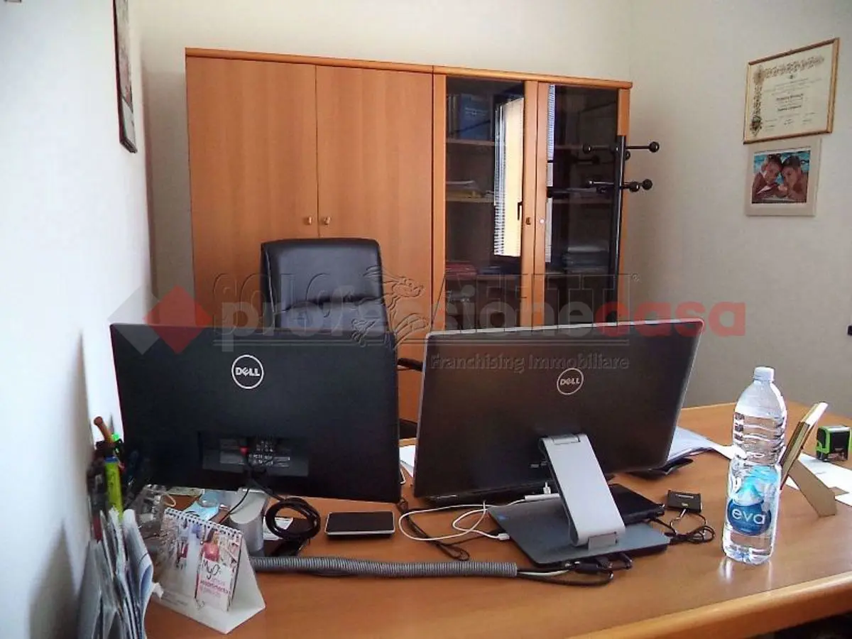 Immagine per Ufficio in affitto a Arezzo via Largo Primo Maggio