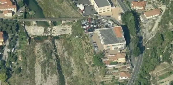 Capannone via Nazionale 317, Imperia
