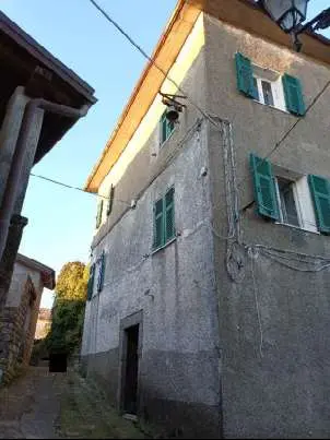 Appartamento via Godano 15, Sesta Godano