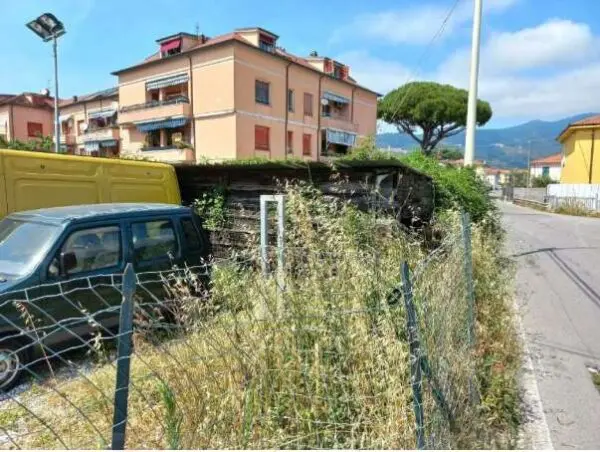 Terreno Commerciale via Canaletto 1, Castelnuovo Magra