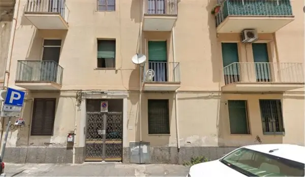 Appartamento via Napoli 43, Catania