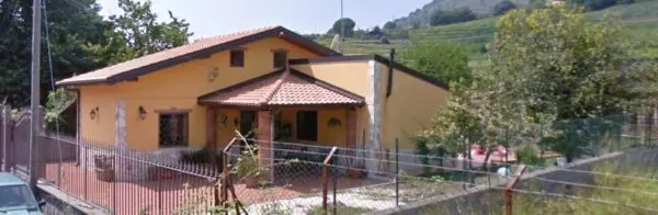Casa Indipendente via Contrada Difesa, Pedara