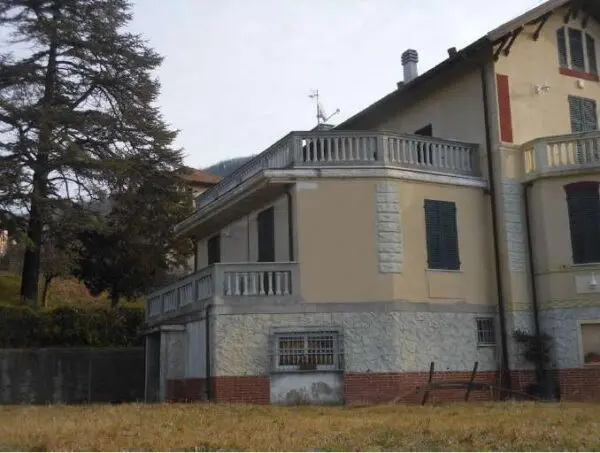 Villa via Poggio 17, Casella