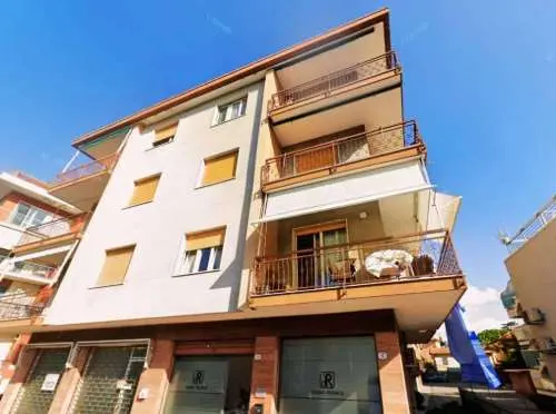 Appartamento via Indiani 2, Diano Marina