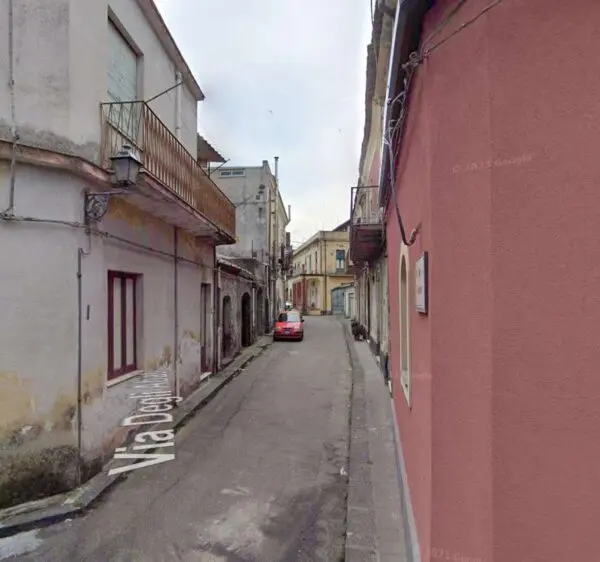 Appartamento via Degli Abati 9-11-13, Linguaglossa