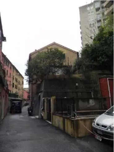 Immagine per Appartamento in asta a Genova via Ponterotto 80A