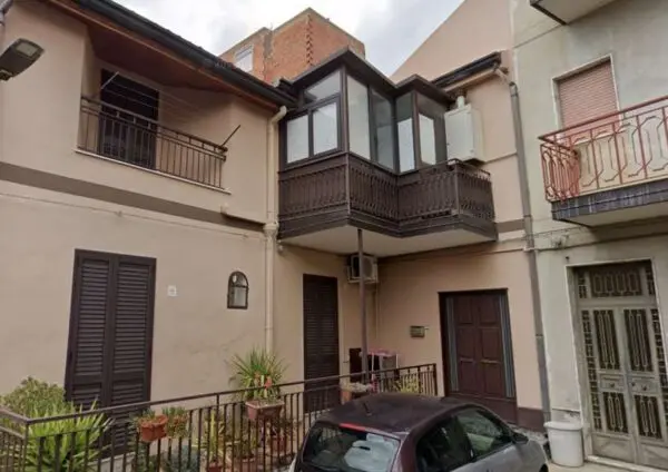Appartamento via Cortile Latina 11/13, Biancavilla