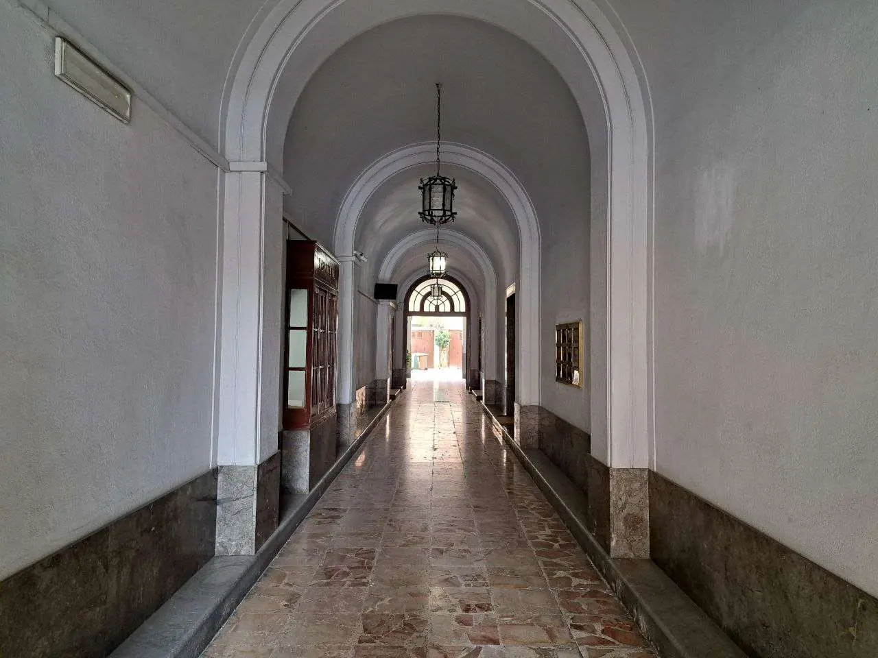 Immagine per Garage in vendita a Palermo via Pignatelli Aragona 74