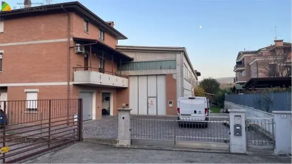 Capannone Castellarano
