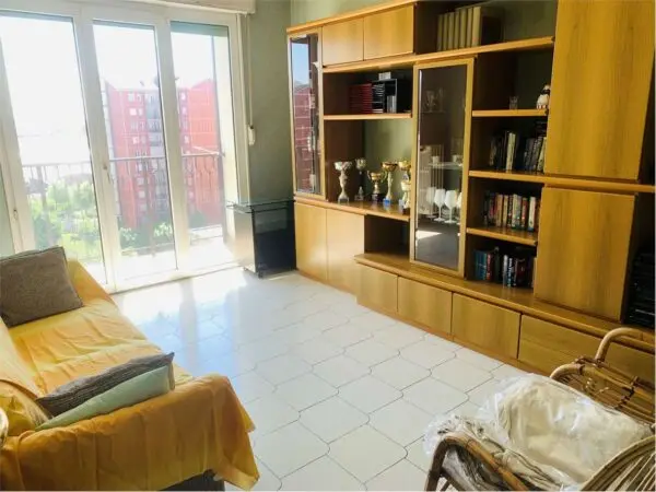 Appartamento via Plava 107, Torino