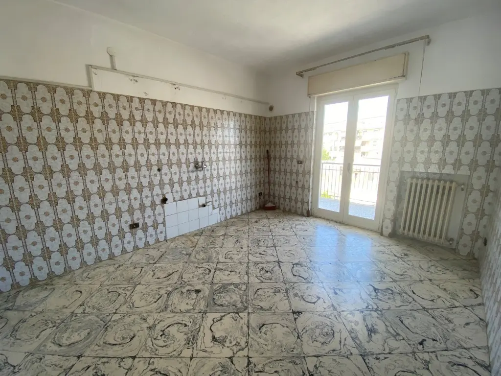 Immagine per Quadrilocale in vendita a Bari via Giusti 21