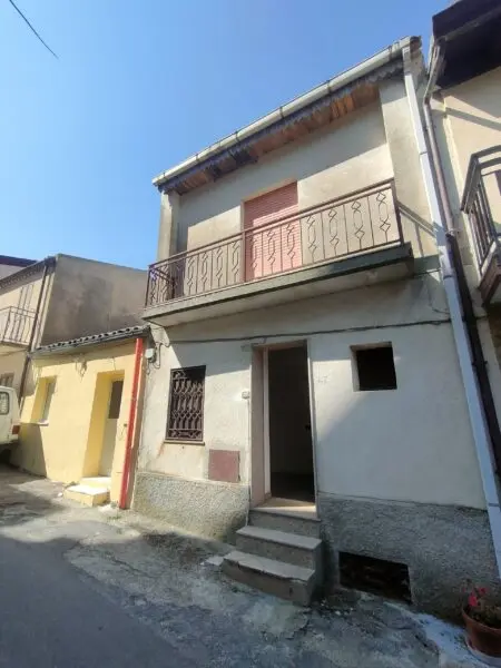 Monolocale via San Costantino, Bova