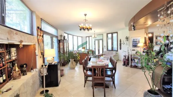 Villa via Contrada Monte San Michele, Conversano