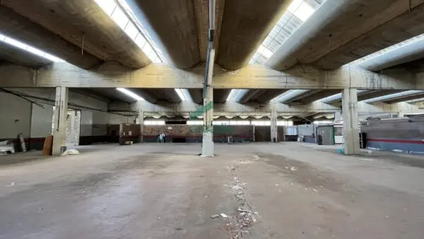 Immagine per Industriale in vendita a Bari via Fratelli Philips 11