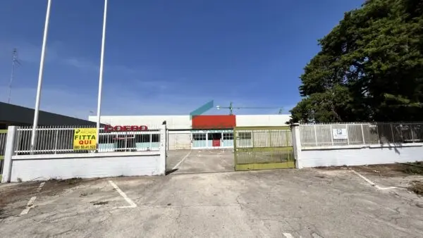 Immagine per Industriale in vendita a Bari via Fratelli Philips 11