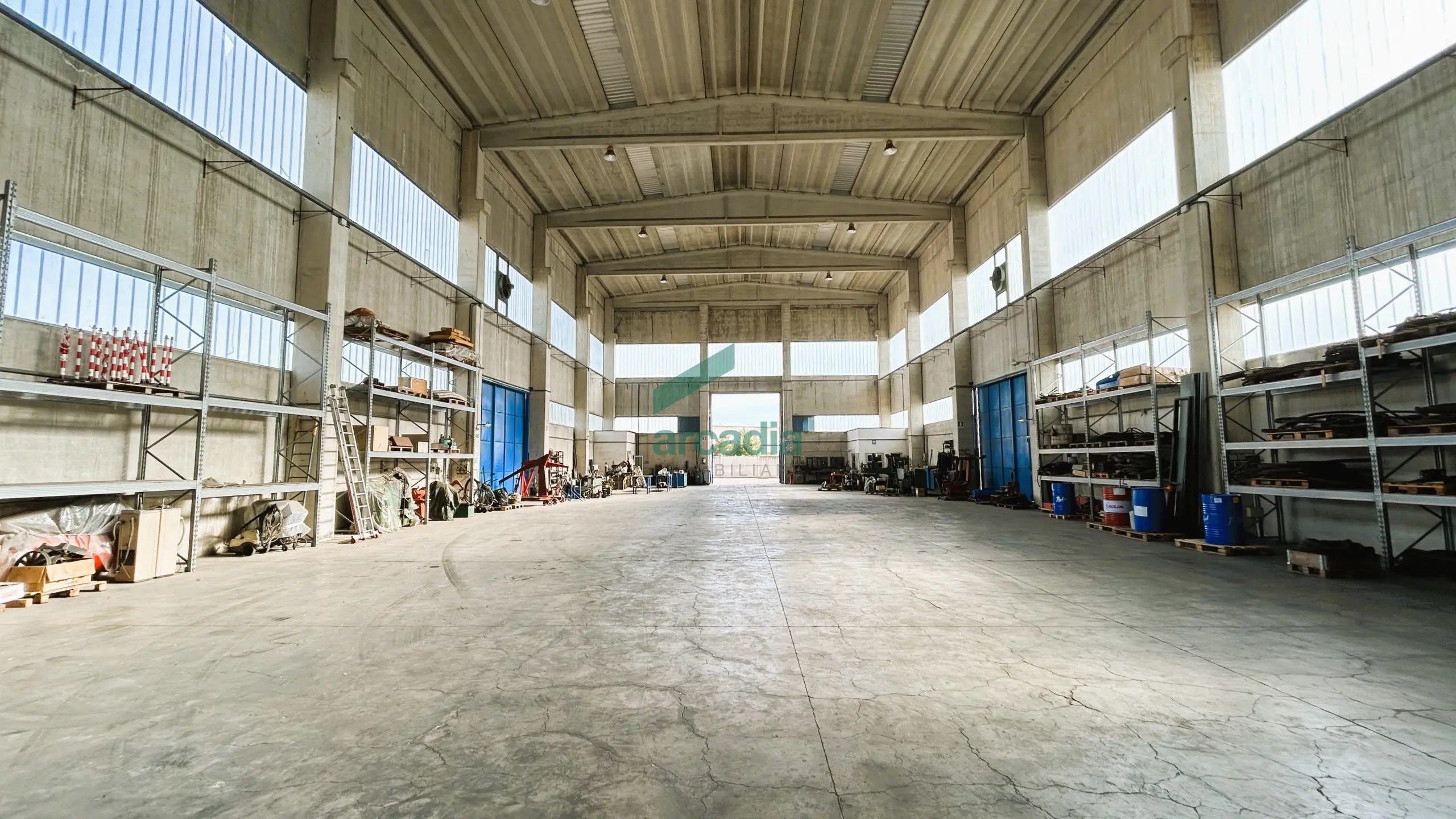 Immagine per Industriale in vendita a Modugno via Delle Petunie 3