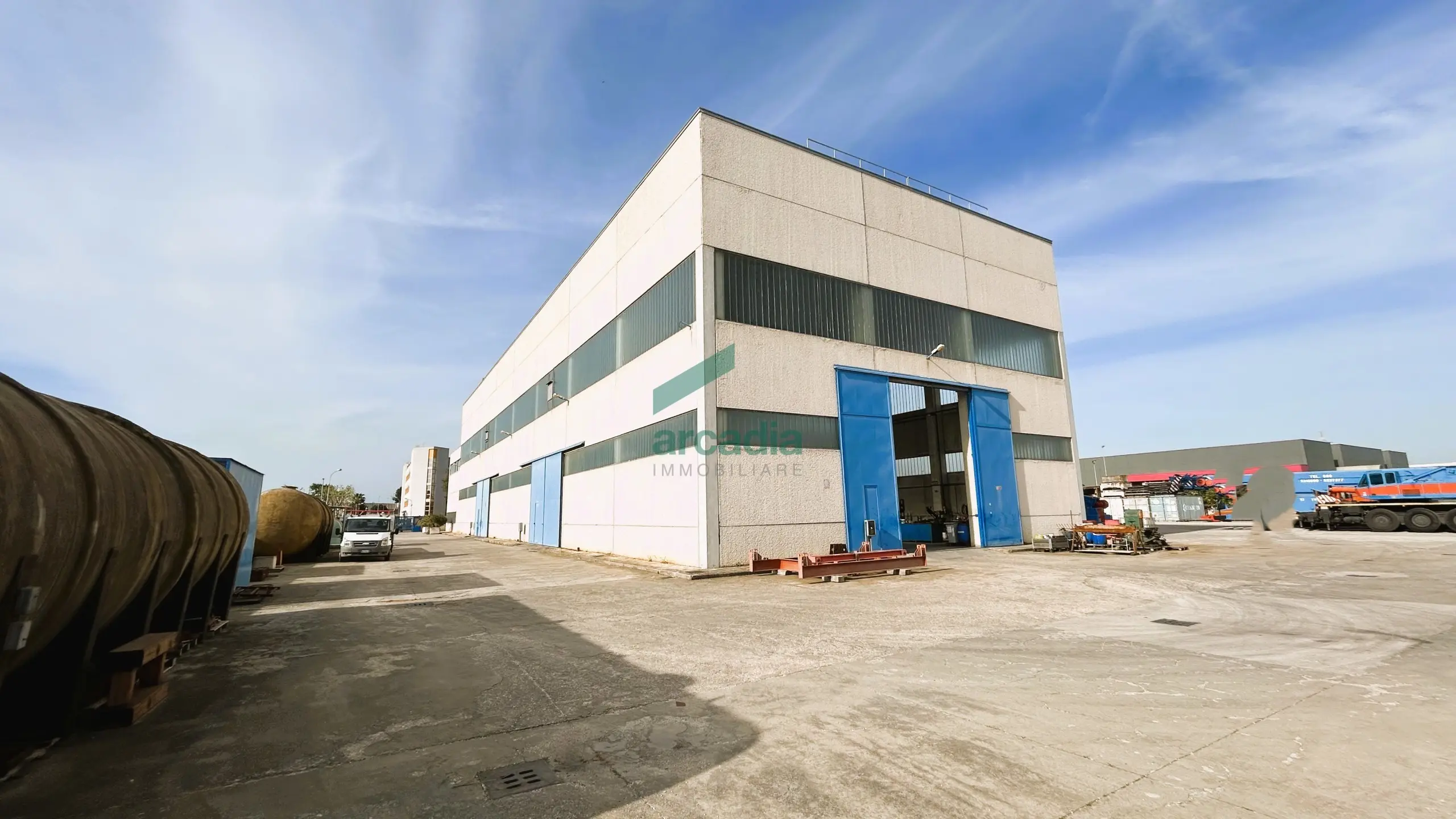 Immagine per Industriale in vendita a Modugno via Delle Petunie 3