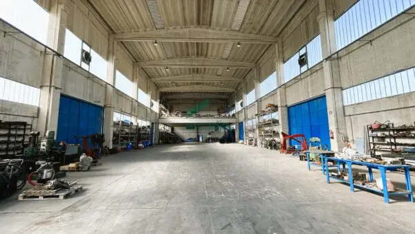 Industriale via Delle Petunie 3, Modugno