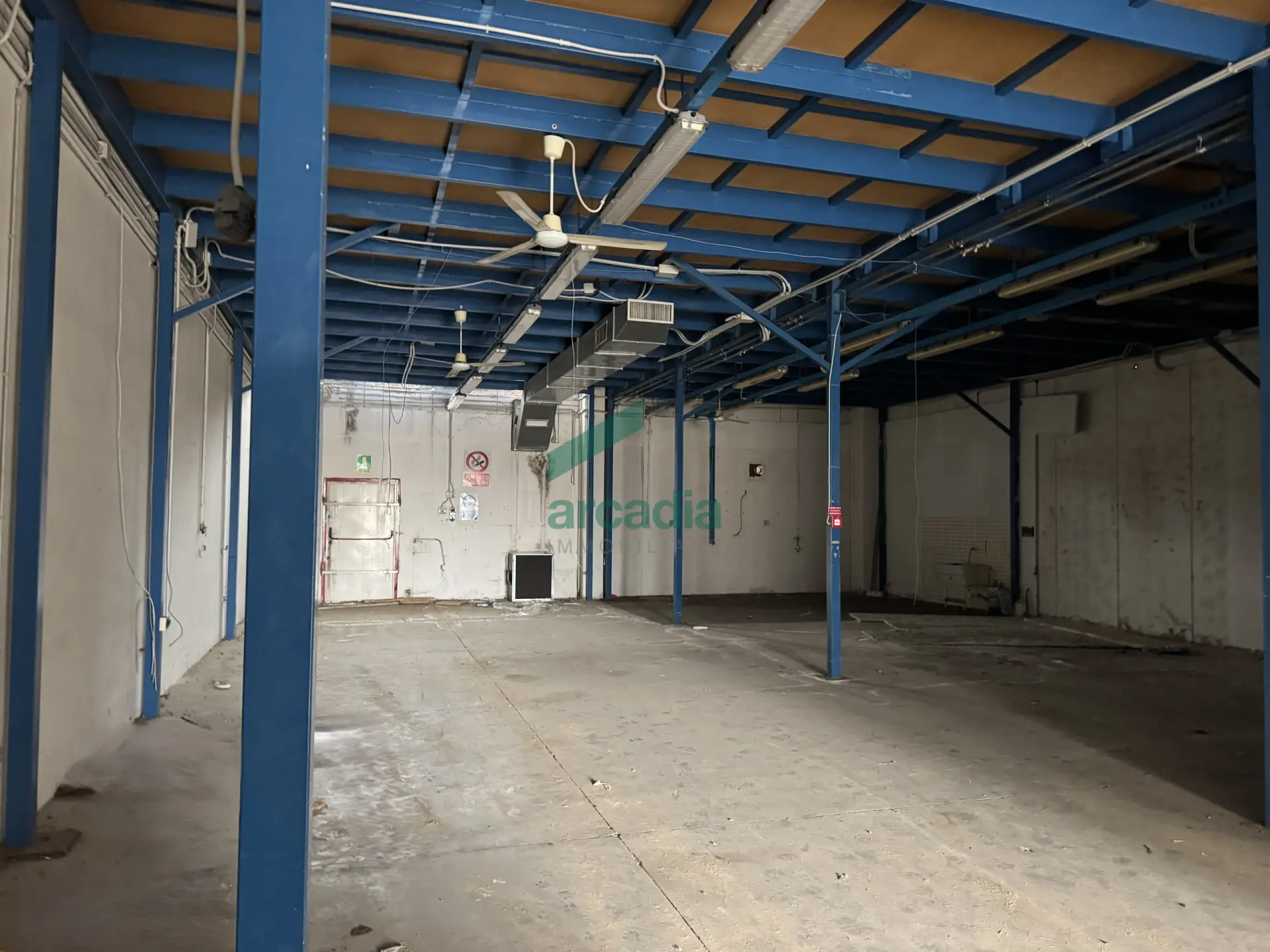 Immagine per Industriale in affitto a Bitonto via Sp 231
