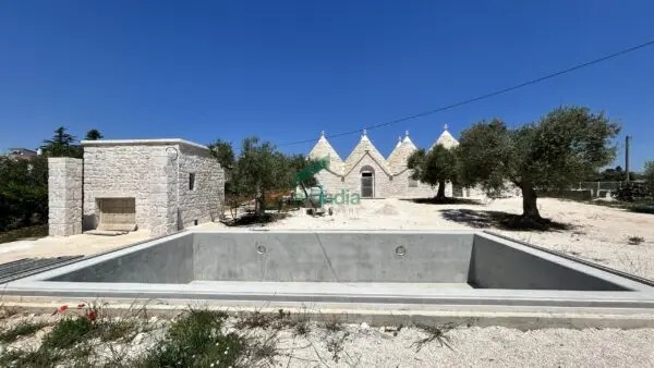 Casale via Coreggia, Alberobello