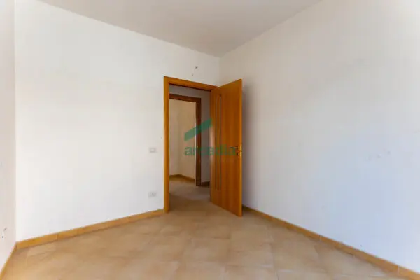 Trilocale via Benigno Zaccagnini 1, Bitetto