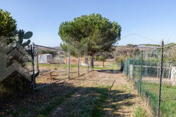 Terreno via Delle Sorgenti, Livorno