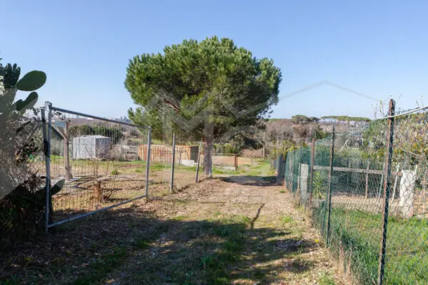 Terreno via Delle Sorgenti, Livorno