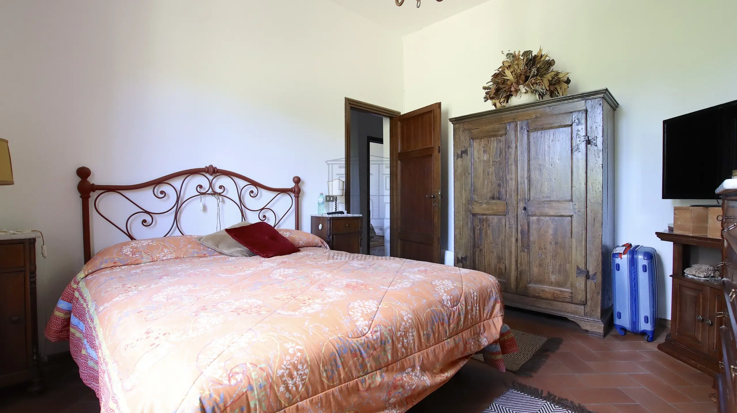 Immagine per Casale in vendita a Lucca via Della Chiesa Xxxi 536