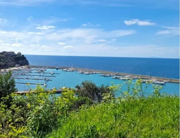 Villaggio Turistico via Litoranea Di Paestum 3, Agropoli