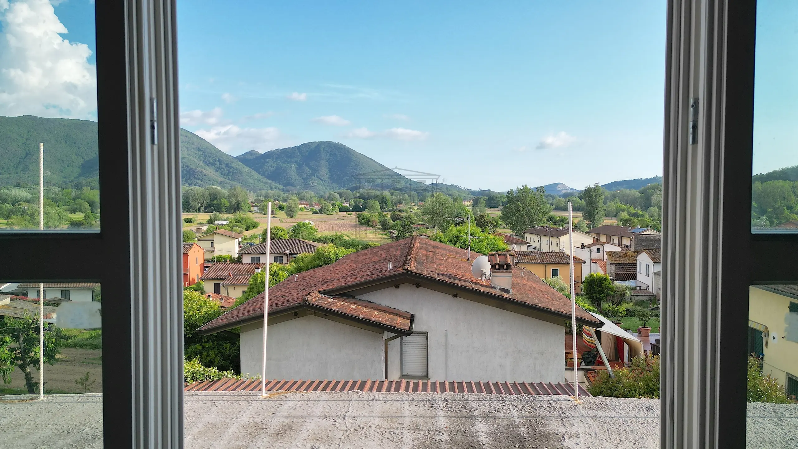 Immagine per Villa trifamiliare in vendita a Lucca traversa I Via Vecchia Della Chiesa 26