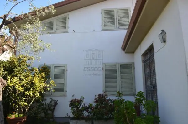 Immagine per Villa in vendita a Forte dei Marmi via Padre Ignazio Da Carrara