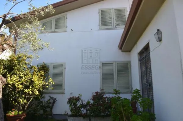 Immagine per Villa in vendita a Forte dei Marmi via Padre Ignazio Da Carrara