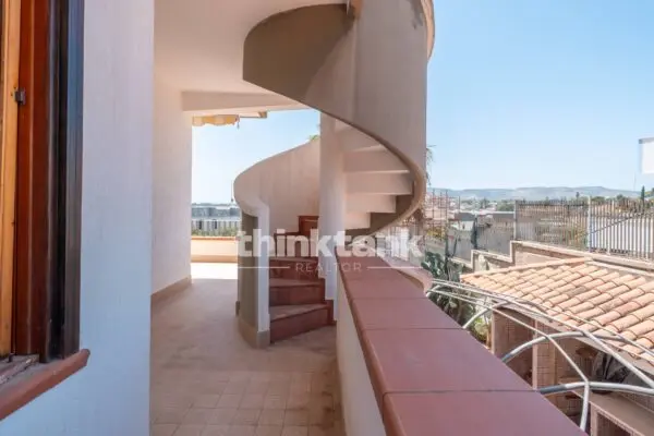 Villa via Delle Costellazioni 2, Siracusa