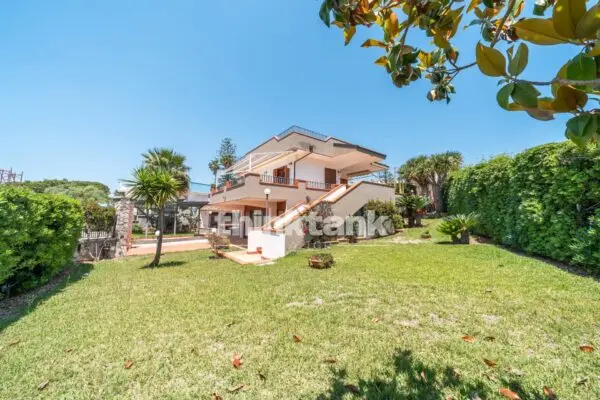 Villa via Delle Costellazioni 2, Siracusa