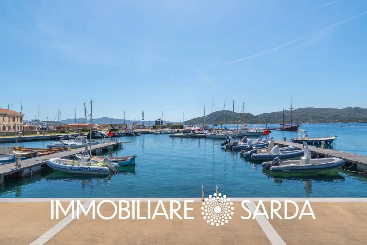 Immagine per Villetta a schiera in vendita a La Maddalena Via giulio cesare 14