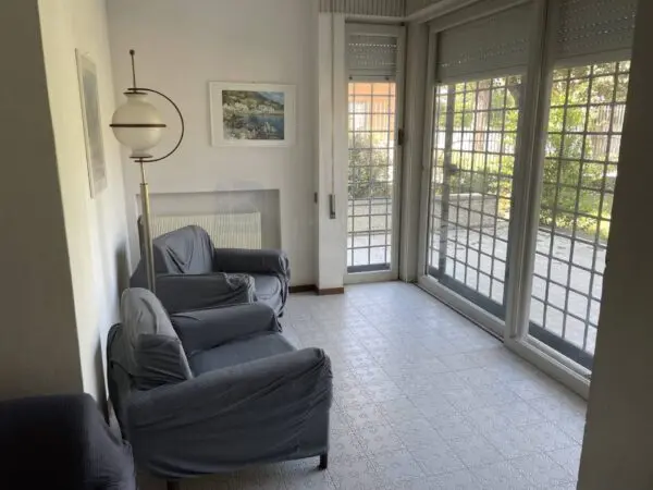 Villa via Jesolo, Fiumicino