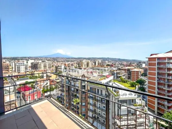 Appartamento via Alcide De Gasperi, Catania