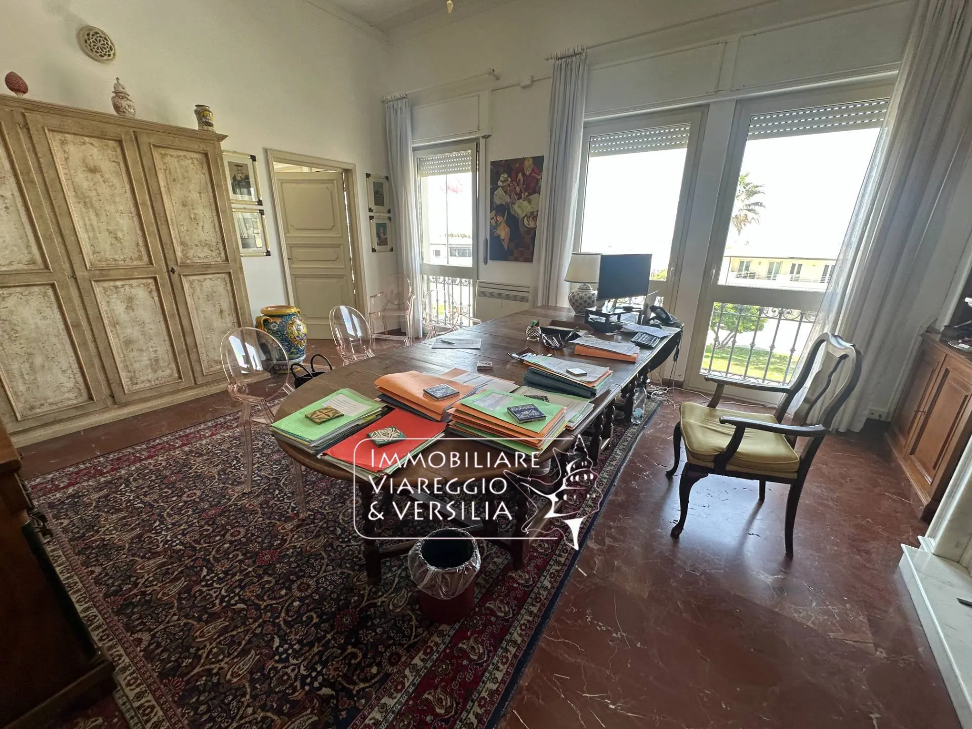 Immagine per Appartamento in vendita a Viareggio viale Carducci 30