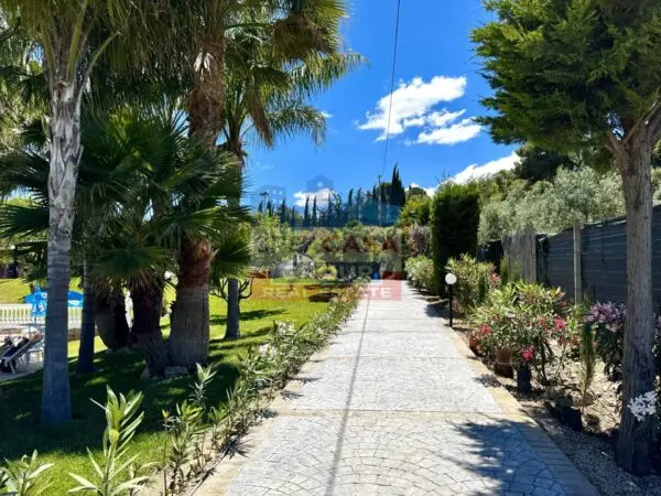 Villa via Sp 172, Riesi