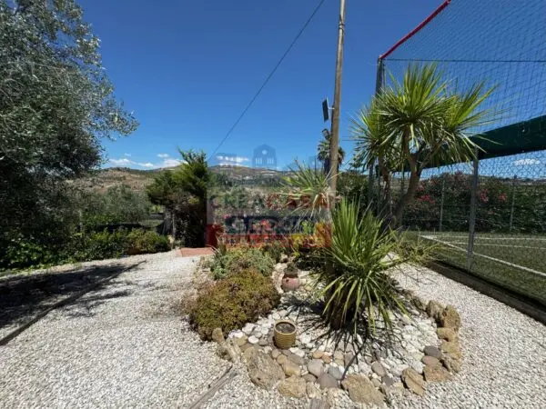 Villa via Sp 172, Riesi