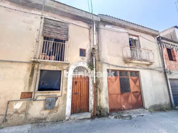 Villa corso Cavour, Villarosa